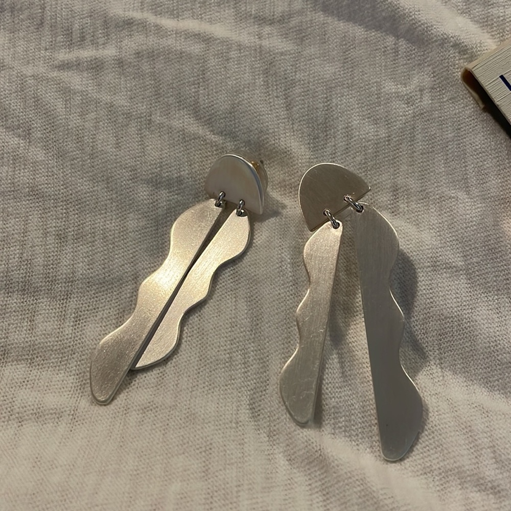 Earrings - Picture 2 of 5